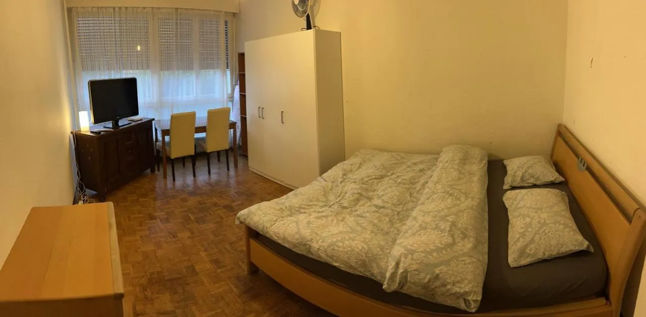 2 Bedroom Flat Near Nations And In The Center Γενεύη Διαμέρισμα